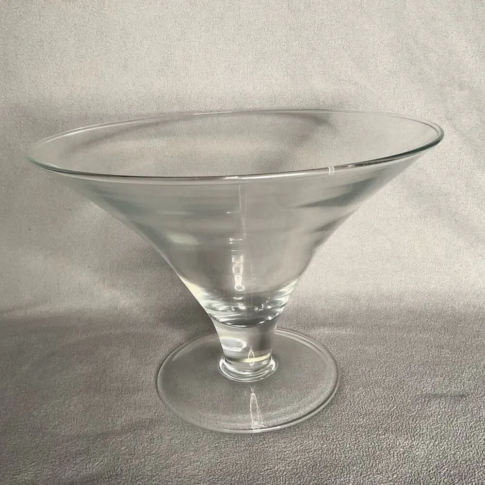 Southern Living at HOME Hand Blown Celebration Glass Bowl  Serving Or Decor 7,6”